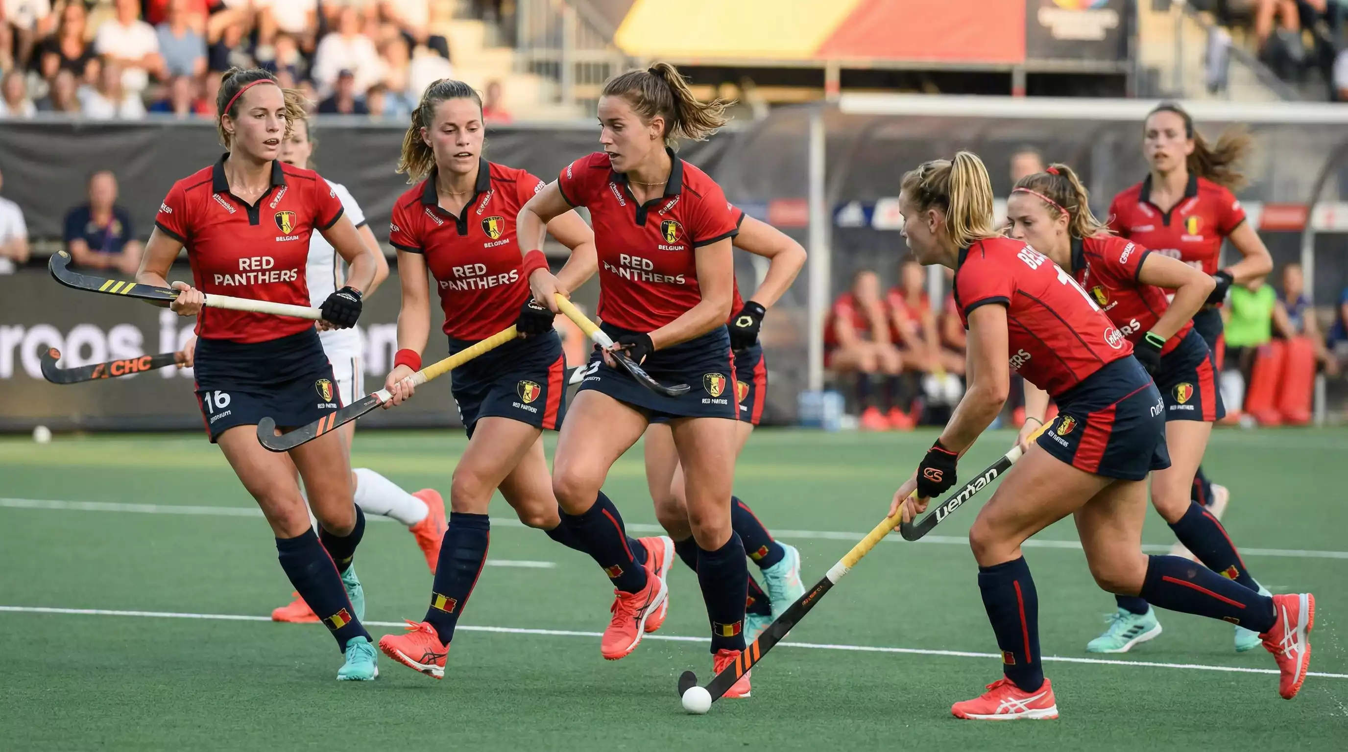 Belgische vrouwenhockeyteam Red Panthers tijdens wedstrijd